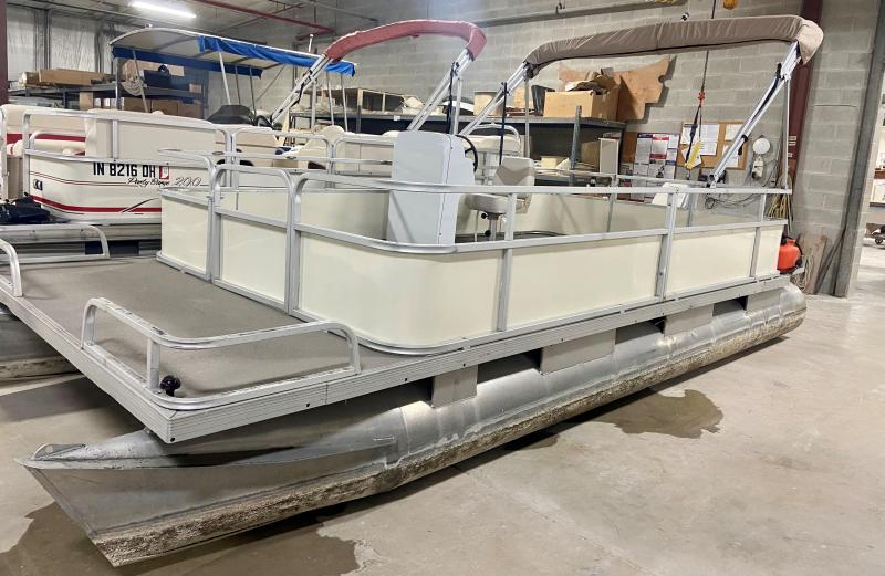 USED - 1979 Riviera Cruiser FunDeck Pontoon Boat USED - 1979 Riviera Cruiser FunDeck Pontoon Boat