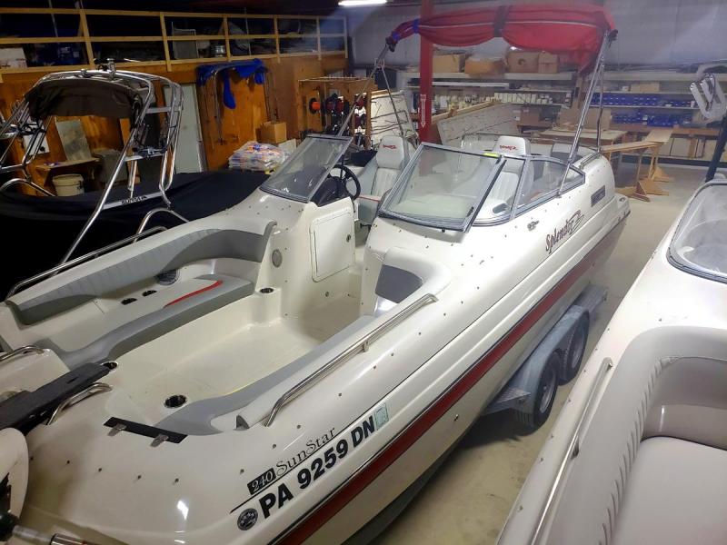 USED 2015 Splendor 240 SunStar - Red USED 2015 Splendor 240 SunStar - Red