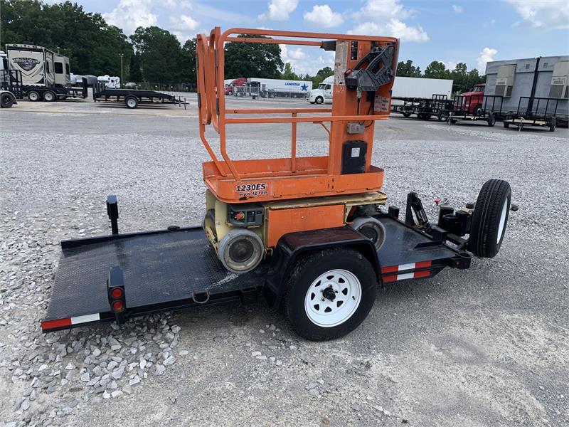 JLG 1230ES Vertical Mast Lift