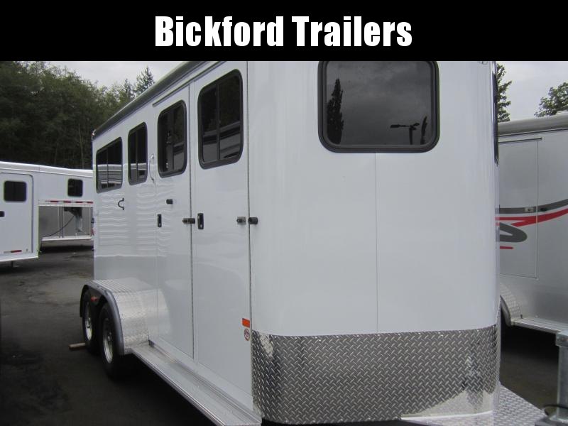2021 Hawk Trailers Elite Horse Trailer 2021 Hawk Trailers Elite Horse Trailer