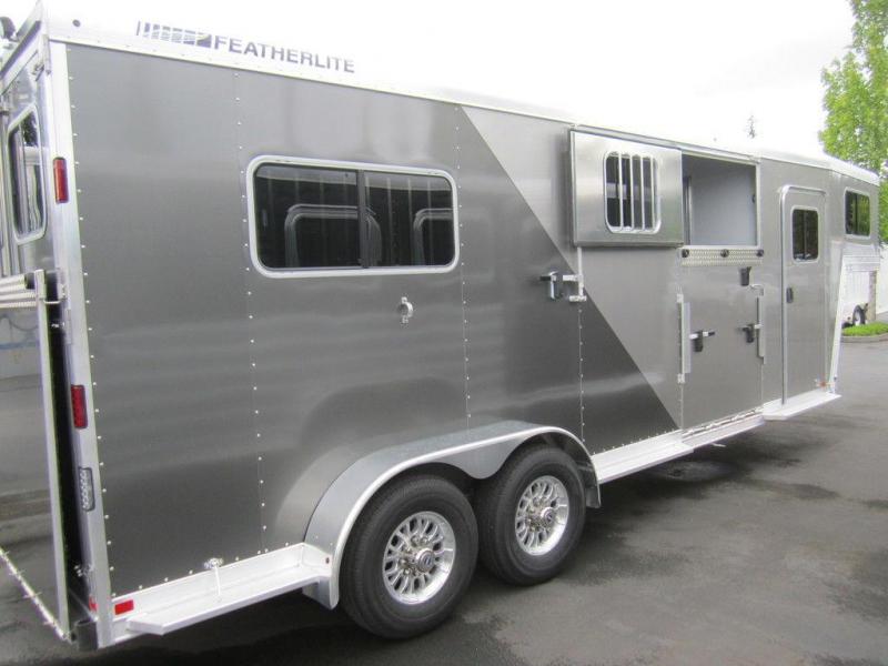 2020 Featherlite 9607 2 + 1 2020 Featherlite 9607 2 + 1