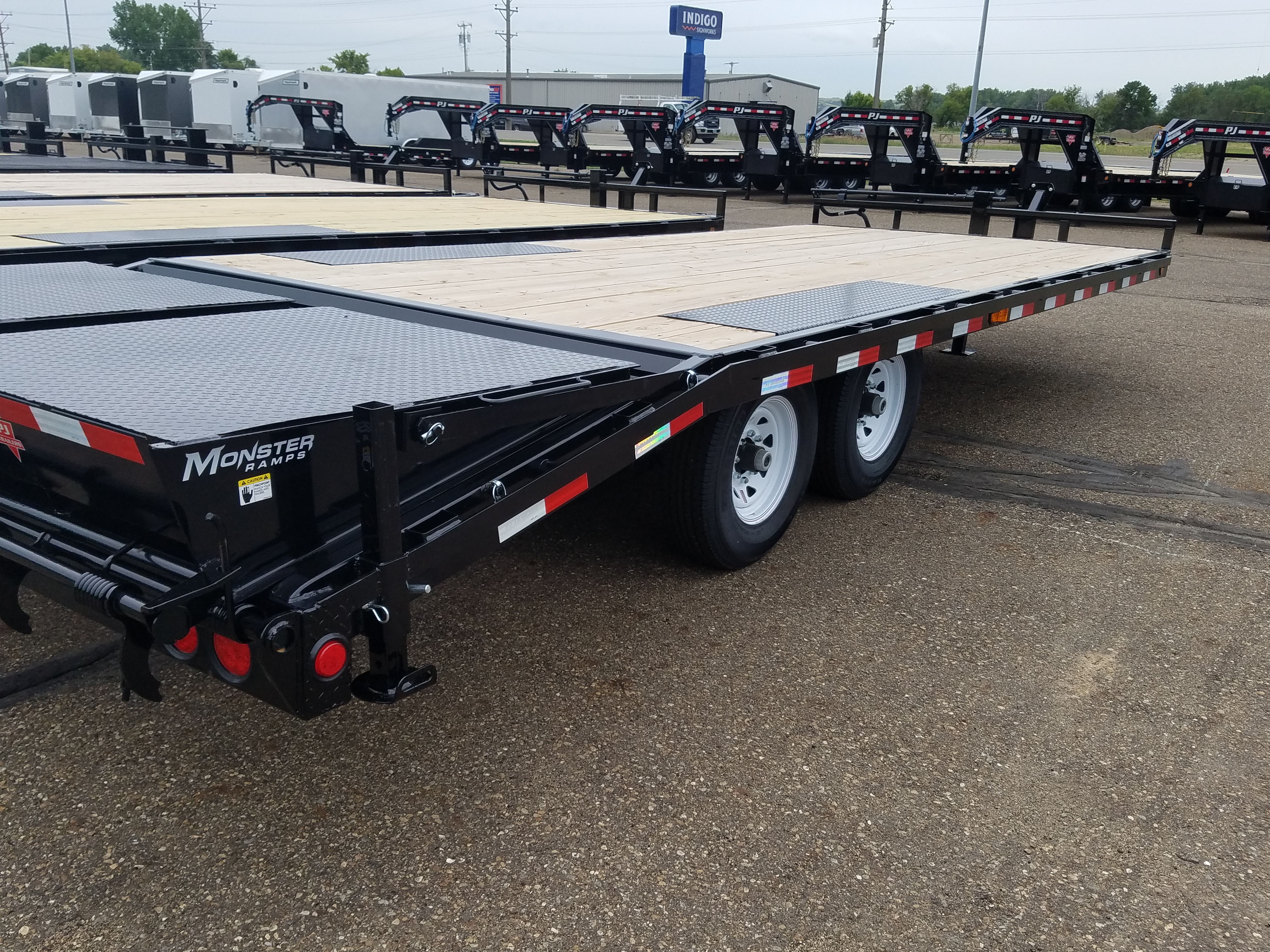 Home Extreme Sales Mandan, ND PJ Flatbed and Dump Trailers and