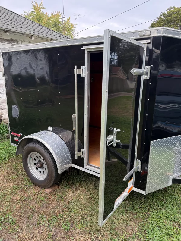 used Cargo (Enclosed) Trailers Cargo Mate  for sale, in Morris, IL Thumbnail 5