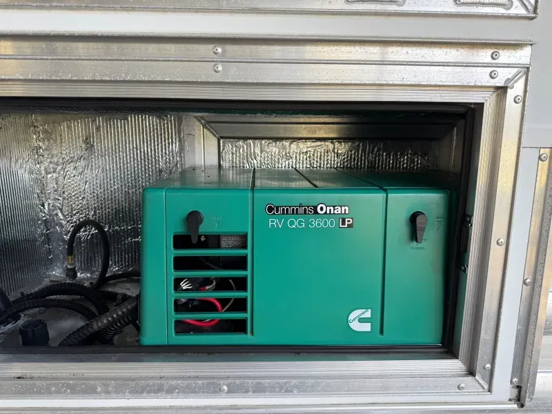 used Horse Trailers Four Star  for sale, in Brooksville, FL Thumbnail 7