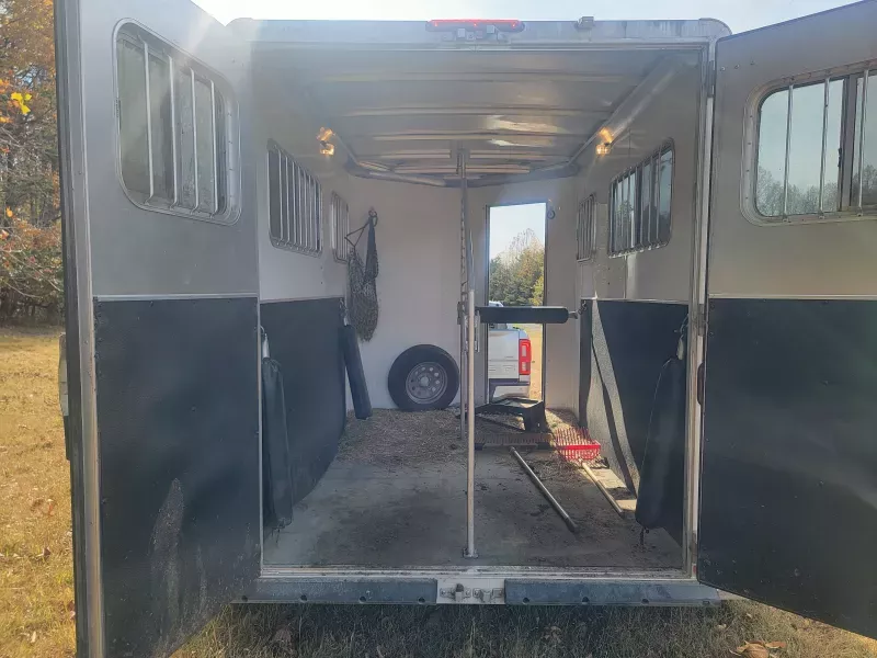 used Horse Trailers Featherlite  for sale, in Culpeper, VA Thumbnail 4