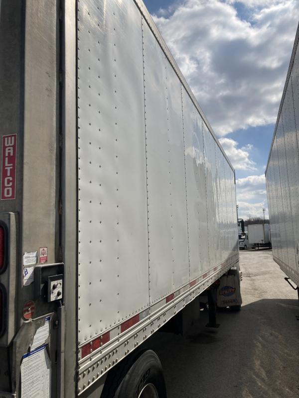 2014 Utility 28' Reefer Trailer w/ Carrier 2100 Reefer Unit Interstate Utility Trailer Semi
