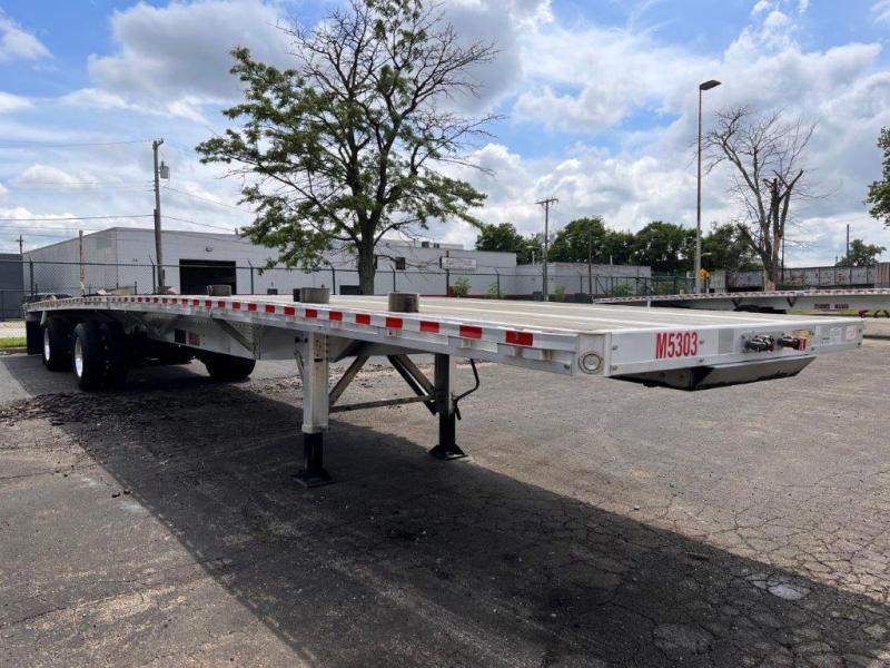 used Flatbed Semi Trailers Reitnouer Trailers  for sale, in Indianapolis, IN Thumbnail 2