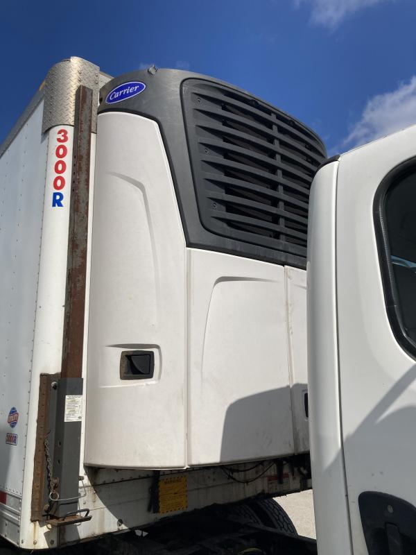 2014 Utility 28' Reefer Trailer w/ Carrier 2100 Reefer Unit