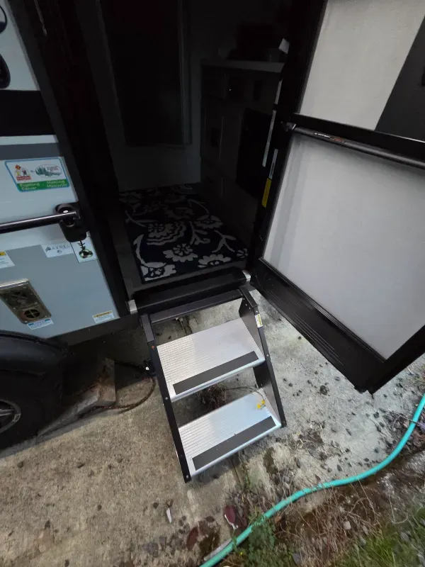 used Travel Trailers Forest River Flagstaff E-Pro for sale, in Portland, OR Thumbnail 6