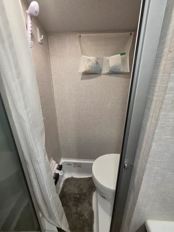 used Travel Trailers Forest River Flagstaff E-Pro for sale, in Portland, OR Thumbnail 15