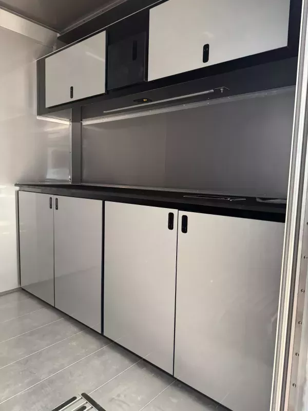 used Car Haulers / Racing Trailers Featherlite  for sale, in Bryan, TX Thumbnail 7