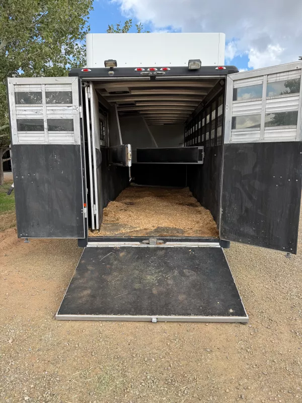 used Horse Trailers Sundowner Trailers  for sale, in Lamy, NM Thumbnail 9