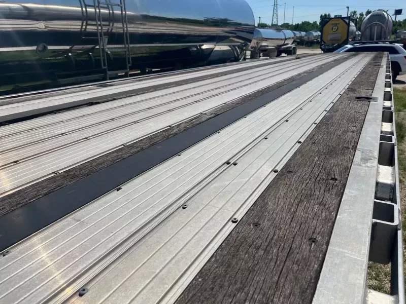 used Flatbed Semi Trailers Transcraft  for sale, in Cordova, TN Thumbnail 3