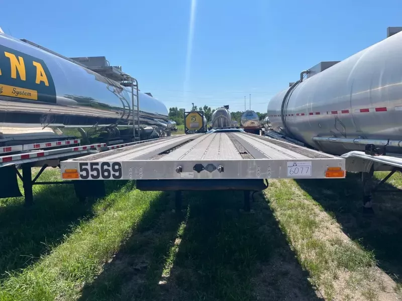 used Flatbed Semi Trailers Transcraft  for sale, in Cordova, TN Thumbnail 4