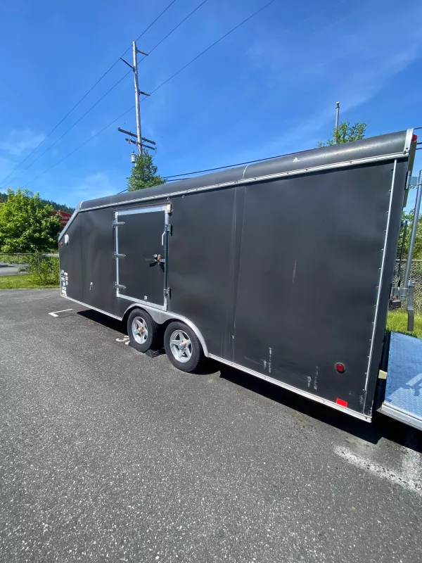 2008 United Trailers Slope 20’x8.5’