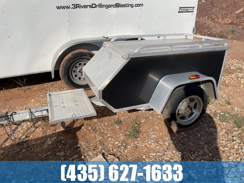 2011 Aluma MCTKL Motorcycle Trailer 2011 Aluma MCTKL Motorcycle Trailer