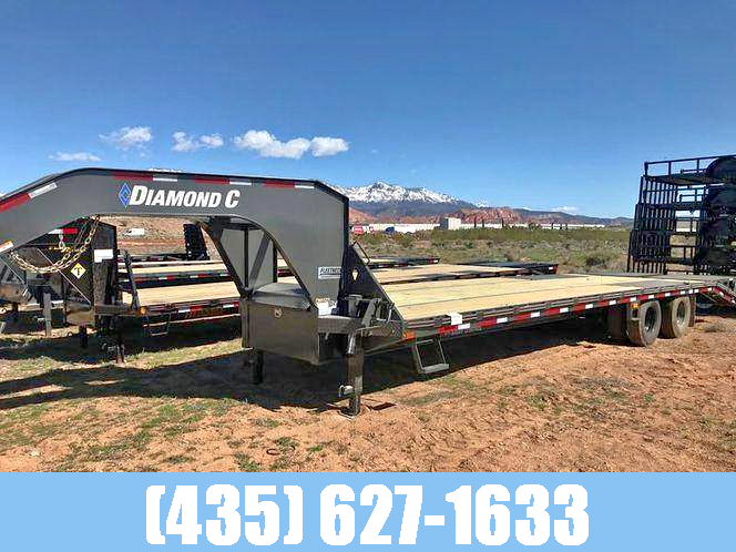 Diamond C FMAX 210 30' Gooseneck Utility Trailer with Maxx Ramps Diamond C FMAX 210 30' Gooseneck Utility Trailer with Maxx Ramps
