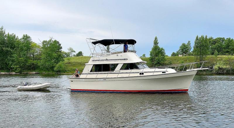 36' Mainship 36 NANTUCKET 36' Mainship 36 NANTUCKET