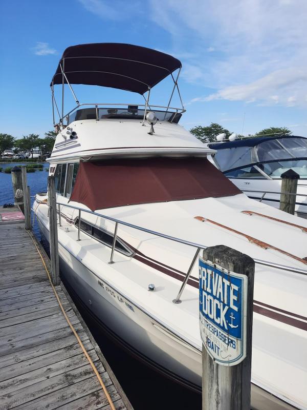 1984 Sea Ray 340 Sedan Bridge 1984 Sea Ray 340 Sedan Bridge