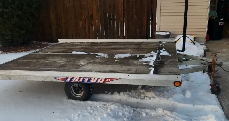 2002 Triton Trailers Snowmobile Trailers