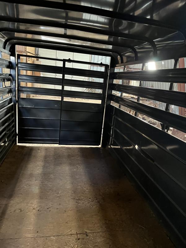 used Stock / Stock Combo Trailers CM  for sale, in Paulina, LA Thumbnail 3