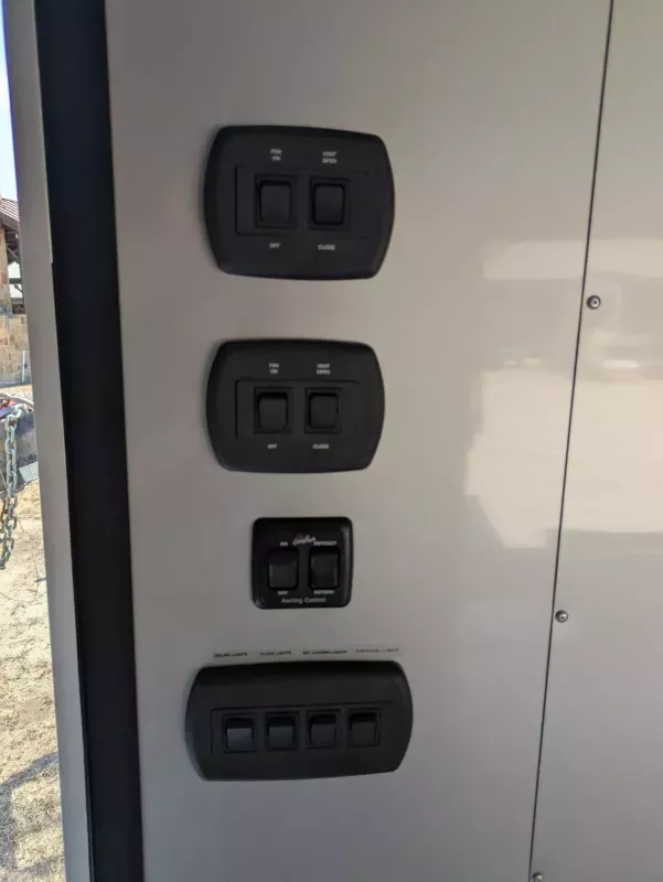 used Car Haulers / Racing Trailers InTech  for sale, in New Braunfels, TX Thumbnail 12
