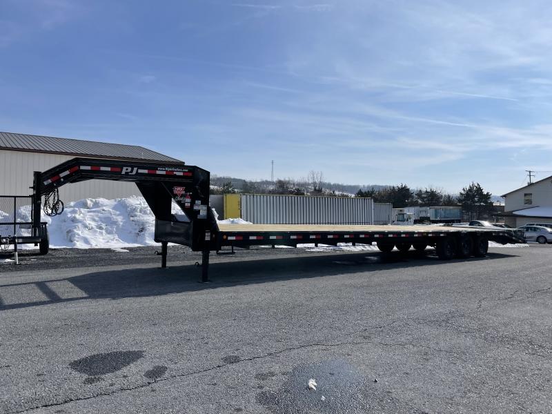 2022 PJ Trailers 40' tri-axle Equipment Trailer 2022 PJ Trailers 40' tri-axle Equipment Trailer