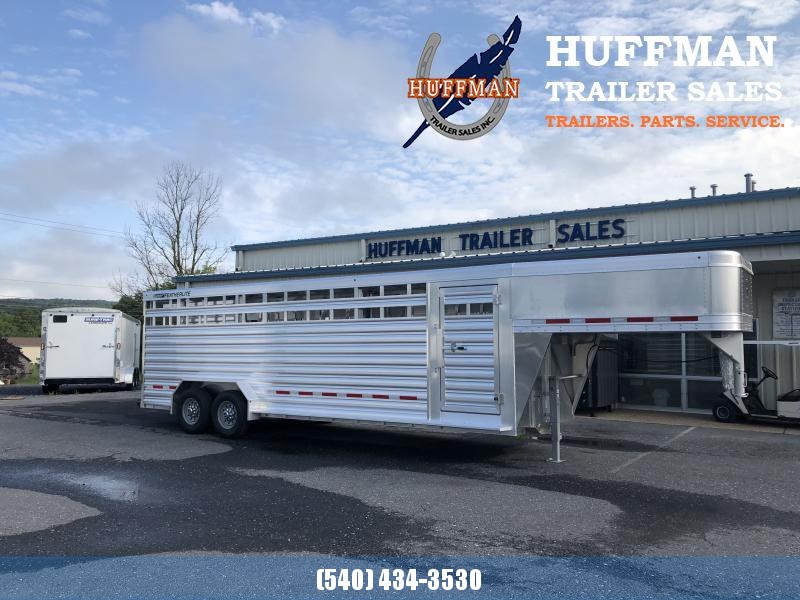 Featherlite 8127-20' Livestock Trailer Featherlite 8127-20' Livestock Trailer