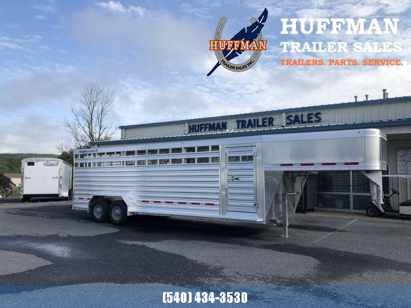 Featherlite 8127-20' Livestock Trailer Featherlite 8127-20' Livestock Trailer