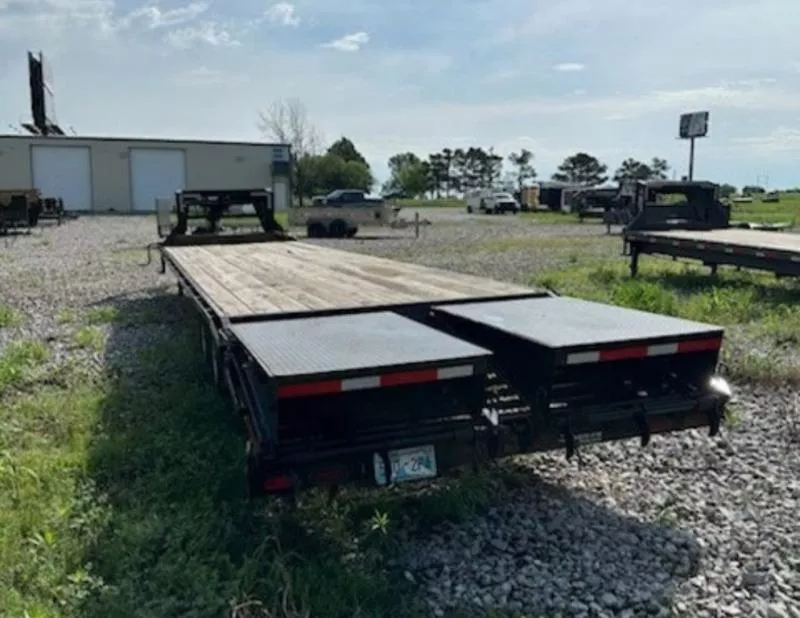 used Equipment / Flatbed Trailers East Texas  for sale, in Milan, TN Thumbnail 3