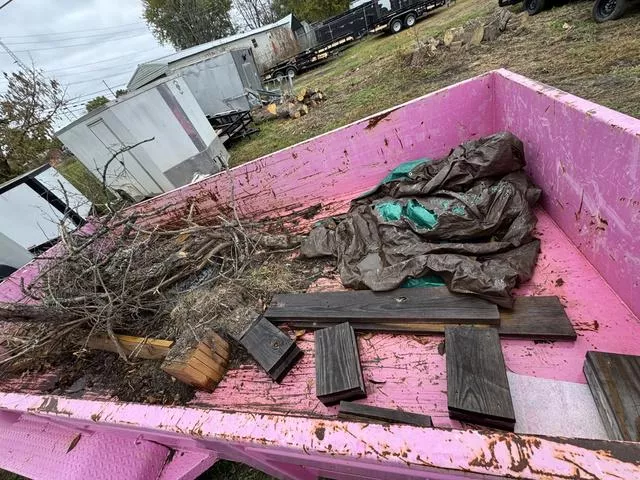 used Dump Trailers East Texas  for sale, in Milan, TN Thumbnail 3