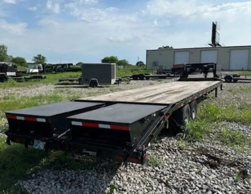 used Equipment / Flatbed Trailers East Texas  for sale, in Milan, TN Thumbnail 2