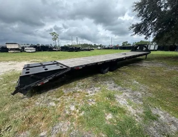 used Equipment / Flatbed Trailers TrailMaxx Trailers  for sale, in Milan, TN Thumbnail 2