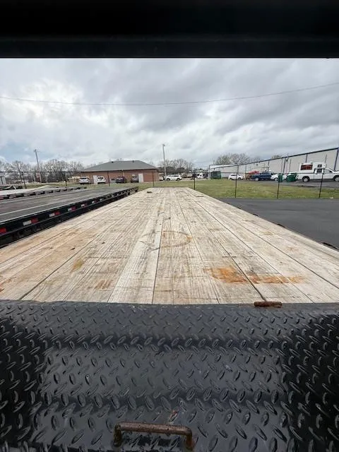 used Equipment / Flatbed Trailers TrailMaxx Trailers  for sale, in Milan, TN Thumbnail 2