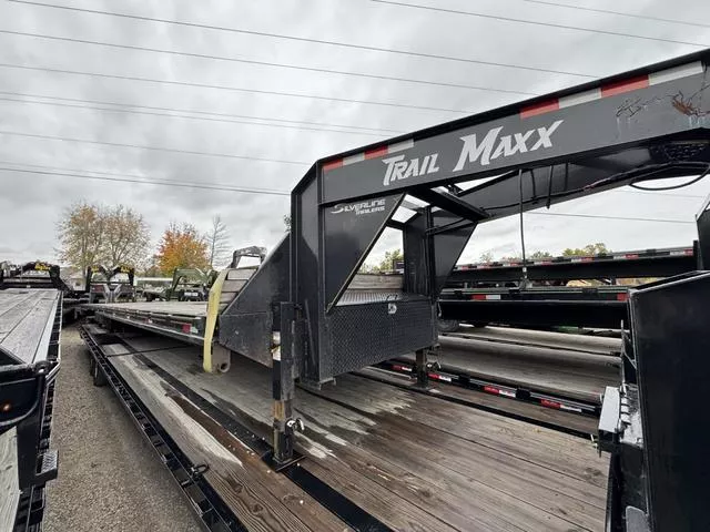 2023 TrailMaxx Gooseneck