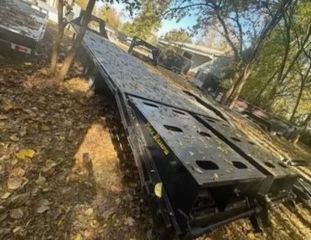 used Equipment / Flatbed Trailers TrailMaxx Trailers  for sale, in Milan, TN Thumbnail 2