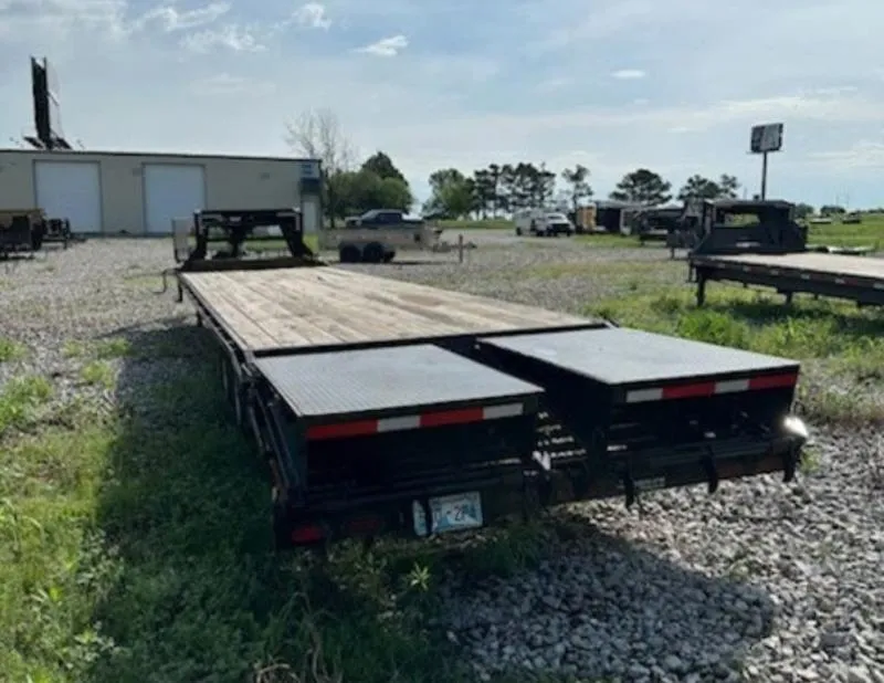 used Equipment / Flatbed Trailers East Texas  for sale, in Milan, TN Thumbnail 3