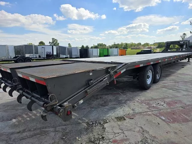 used Equipment / Flatbed Trailers East Texas  for sale, in Milan, TN Thumbnail 11