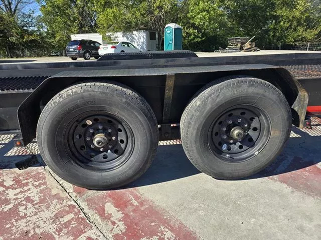 used Car Haulers / Racing Trailers TrailMaxx Trailers  for sale, in Milan, TN Thumbnail 4