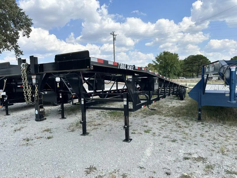 2023 TrailMaxx Wedge Gooseneck