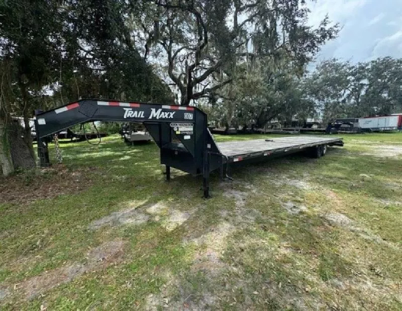 2023 TrailMaxx Gooseneck