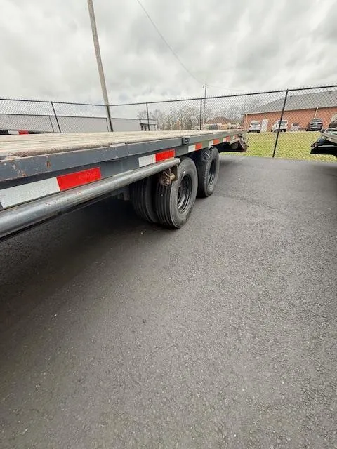 used Equipment / Flatbed Trailers East Texas  for sale, in Milan, TN Thumbnail 3