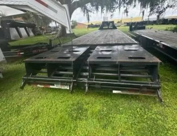 used Equipment / Flatbed Trailers TrailMaxx Trailers  for sale, in Milan, TN Thumbnail 2