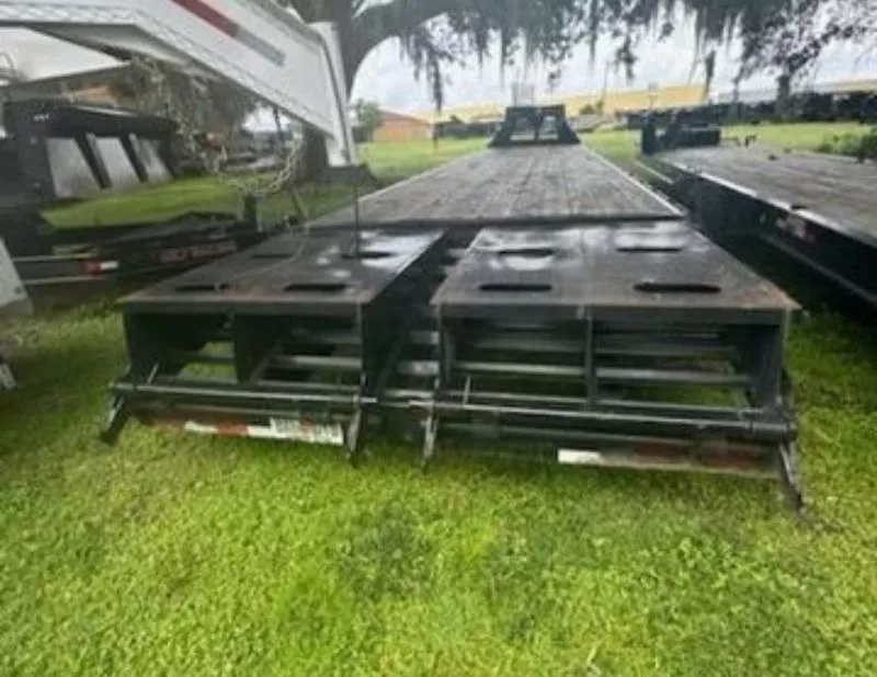 used Equipment / Flatbed Trailers TrailMaxx Trailers  for sale, in Milan, TN Thumbnail 2