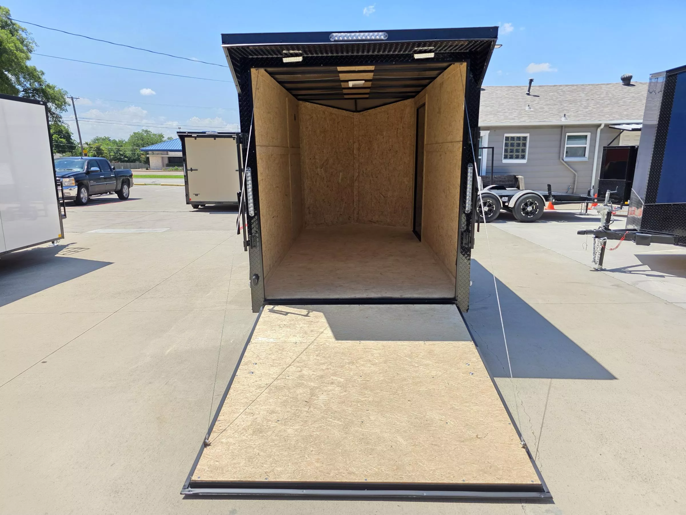 new Cargo (Enclosed) Trailers Triple Trailers  for sale, in Watauga, TX Thumbnail 9