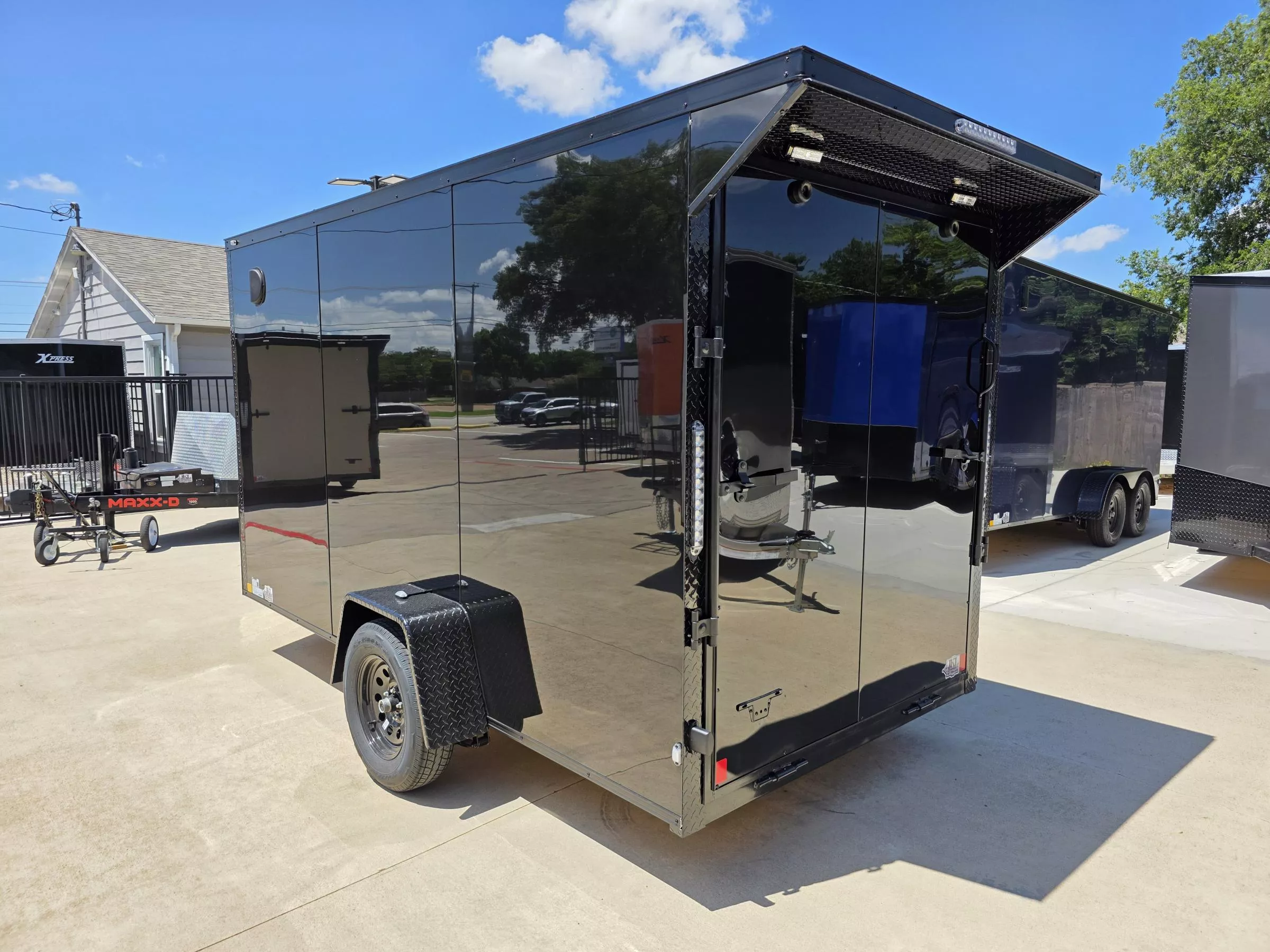 new Cargo (Enclosed) Trailers Triple Trailers  for sale, in Watauga, TX Thumbnail 5