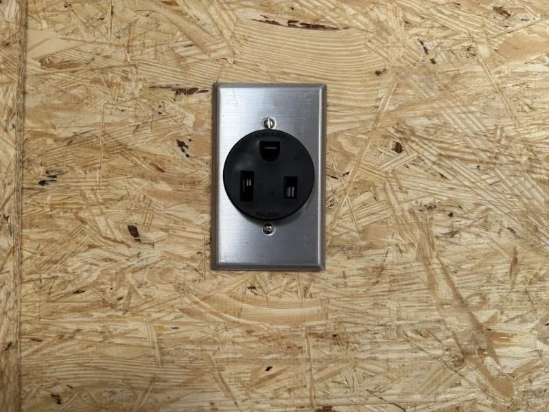 new Cargo (Enclosed) Trailers Triple Trailers  for sale, in Watauga, TX Thumbnail 14