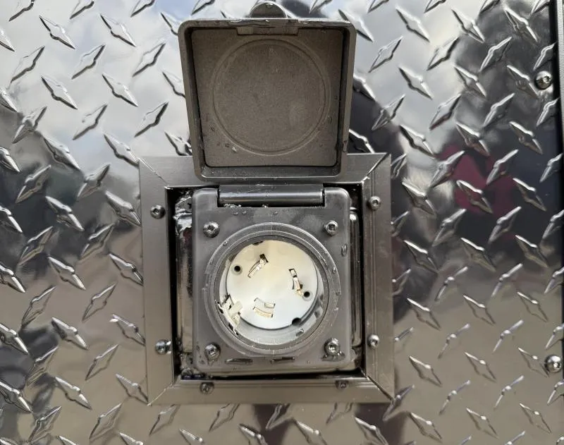 new Cargo (Enclosed) Trailers Triple Trailers  for sale, in Watauga, TX Thumbnail 15