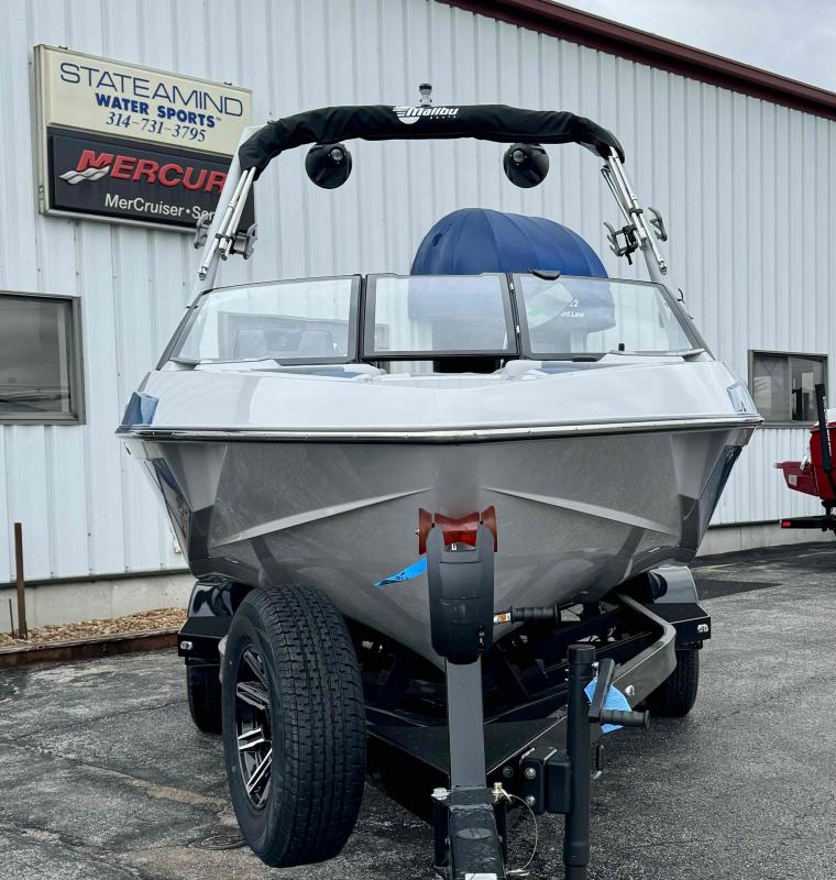 2024 Malibu 20 VTX Graphite & Nassau Blue Malibu and Axis Boats for