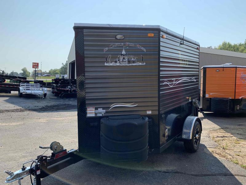 2023 Ice Castle 6.5' x 8' Little Jigger Ice House 2023 Ice Castle 6.5' x 8' Little Jigger Ice House